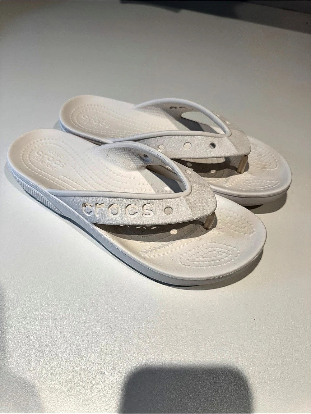 Crocs Crocband Flip Flops Women's White Sandals Like New